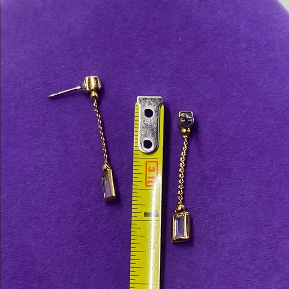 💛 Elegant Gold Plated Crystal Drop Earrings - Picture 2 of 4